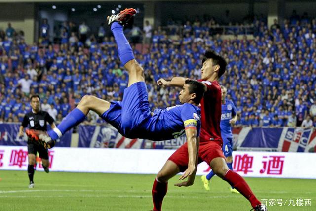 萨里：很遗憾执教切尔西一年就离开 希望回英超